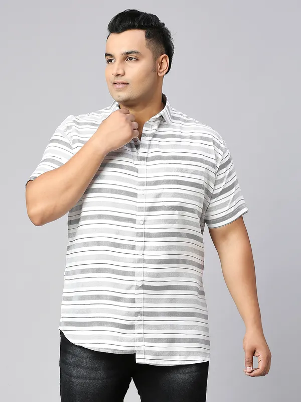 10xl Clothing Co. Men's Plus Size Striped Casual White Shirt (702 ...