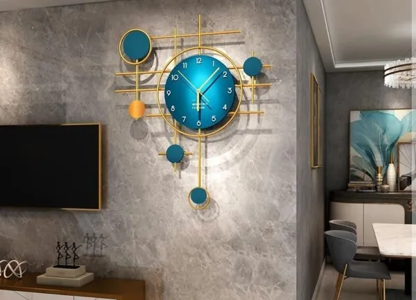 FunkyTradition Minimal Golden Metal Wall Clock, Wall Watch, Wall Decor –  FunkyDecors