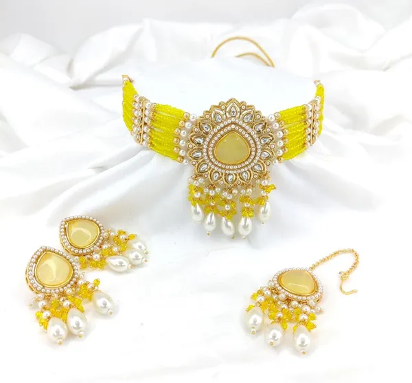 https://d1311wbk6unapo.cloudfront.net/NushopCatalogue/tr:f-webp,w-600,fo-auto/kayaa_fashion_traditional_new_original_pearls_necklace_with_earring_for_women_and_girls.__H1MD5DPHJI_2023-05-06_1.jpeg__Kayaa Fashion